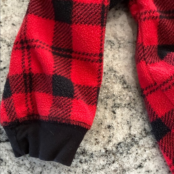 Carter's Plaid Red and Black Sweater l 3T - Picture 5 of 6
